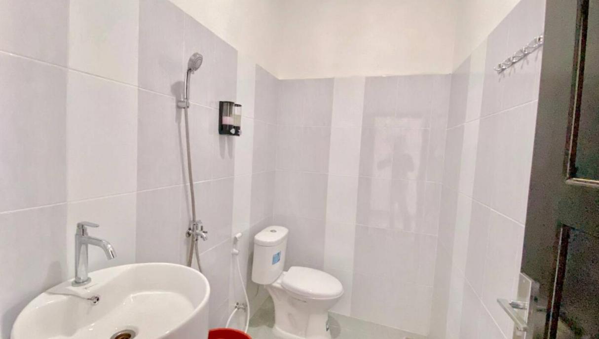 Amadeo Guest House Ratodena Luaran gambar